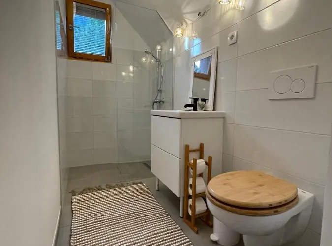 Hike&bike Above Valley בוהין